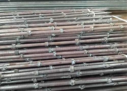 丹凤隧道钢花管